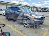 2016 Toyota Highlander photo