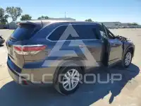 2016 Toyota Highlander photo