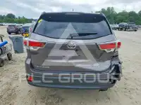 2016 Toyota Highlander фото