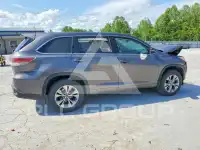 2016 Toyota Highlander photo