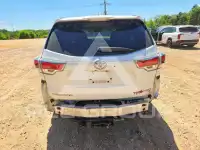 2016 Toyota Highlander фото