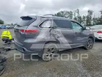 2016 Toyota Highlander photo