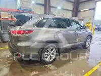 2016 Toyota Highlander фото
