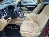 2016 Toyota Highlander photo
