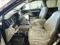 2016 Toyota Highlander фото