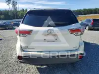 2016 Toyota Highlander photo
