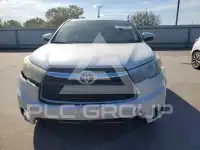 2016 Toyota Highlander photo