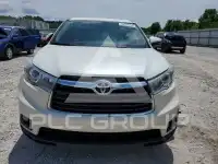 2016 Toyota Highlander photo