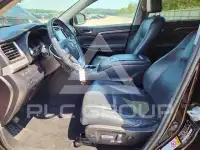 2016 Toyota Highlander photo