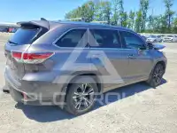 2016 Toyota Highlander фото