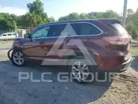 2016 Toyota Highlander photo
