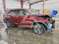 2016 Toyota Highlander photo