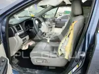 2016 Toyota Highlander фото