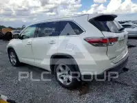 2016 Toyota Highlander photo