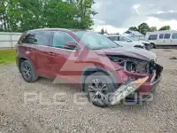 2016 Toyota Highlander photo