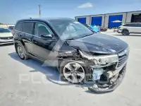 2016 Toyota Highlander photo