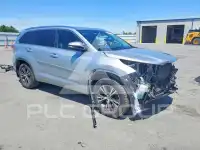 2016 Toyota Highlander фото