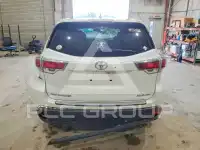 2016 Toyota Highlander photo