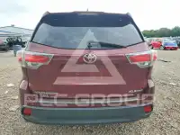 2016 Toyota Highlander photo