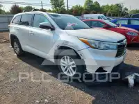 2016 Toyota Highlander photo