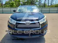 2016 Toyota Highlander photo
