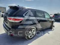 2016 Toyota Highlander photo