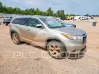 2016 Toyota Highlander фото