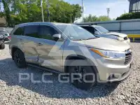 2016 Toyota Highlander фото