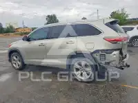 2016 Toyota Highlander photo