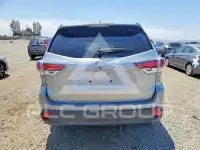 2016 Toyota Highlander фото