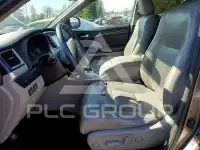 2016 Toyota Highlander photo