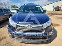 2016 Toyota Highlander photo