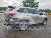 2016 Toyota Highlander photo