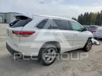 2016 Toyota Highlander photo