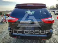 2016 Toyota SIENNA photo