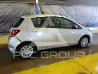2016 Toyota YARIS фото