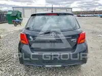 2016 Toyota YARIS фото