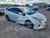 2016 Toyota PRIUS photo