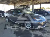 2016 Toyota PRIUS фото