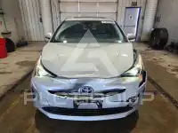 2016 Toyota PRIUS фото