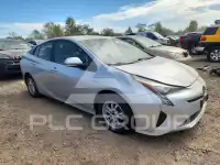 2016 Toyota PRIUS фото