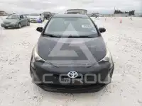 2016 Toyota PRIUS фото