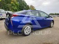2016 Toyota PRIUS фото