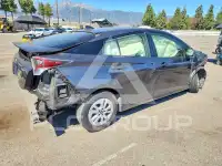 2016 Toyota PRIUS фото