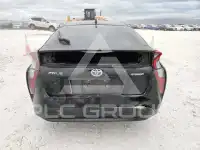 2016 Toyota PRIUS фото