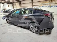 2016 Toyota PRIUS фото