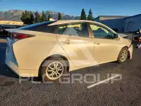 2016 Toyota PRIUS фото