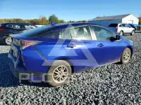 2016 Toyota PRIUS фото