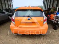 2016 Toyota PRIUS фото