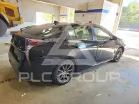 2016 Toyota PRIUS фото